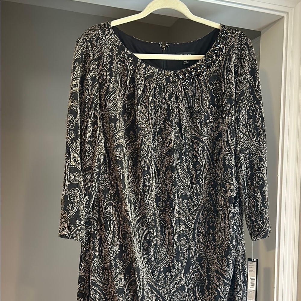 Tahari Black and Gold Dress - Picture 2 of 8